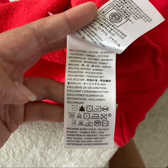 2/25 Levi’s Crewneck Sweatshirt - Picture 4 of 9